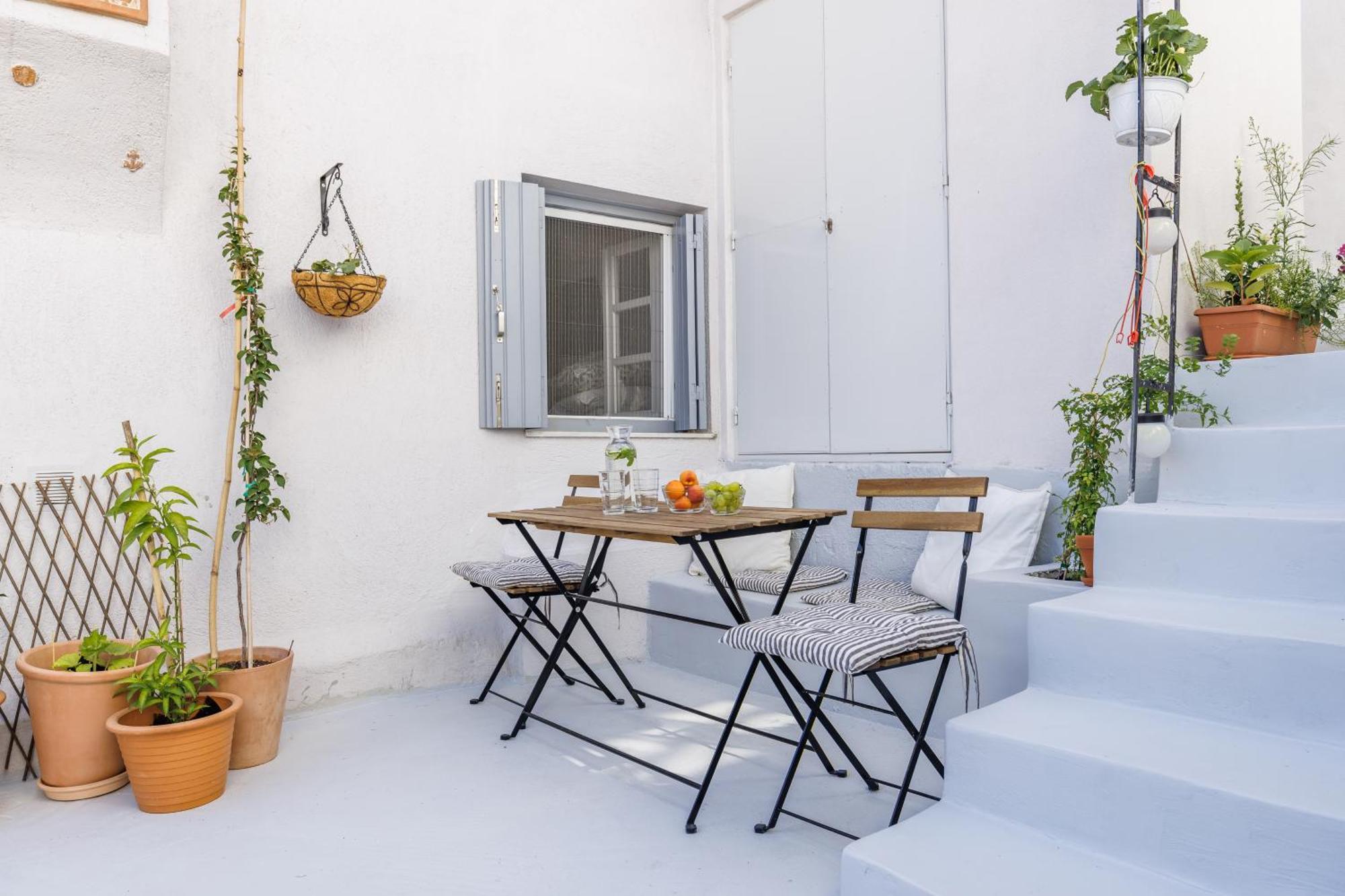 The Botanist Guesthouse Скопелос Екстериор снимка
